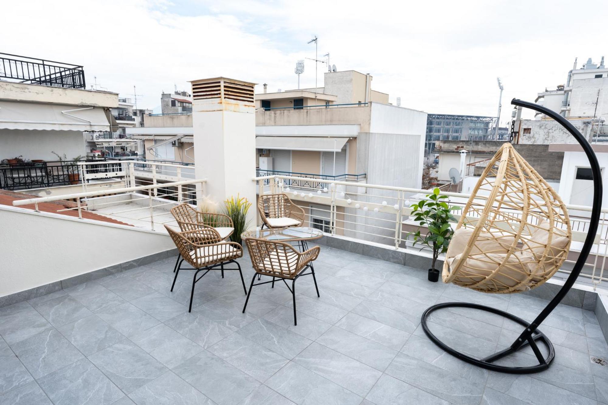 Pomegranate Luxury Penthouse Maisonette With Beautiful Terrace & Free Parking By Binobi ! Saloniki Zewnętrze zdjęcie
