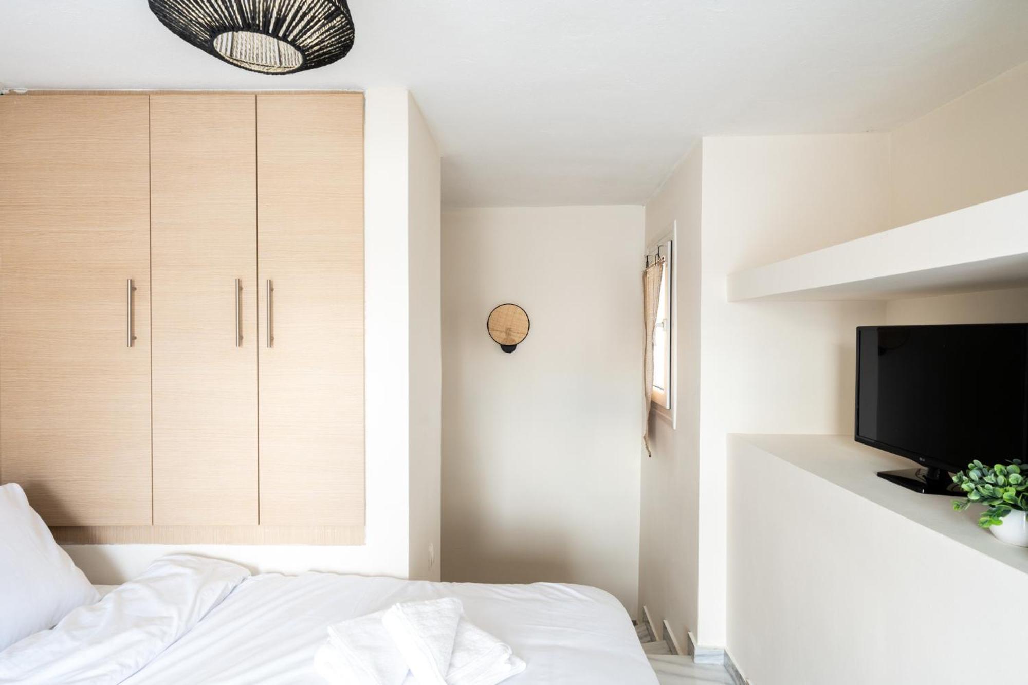 Pomegranate Luxury Penthouse Maisonette With Beautiful Terrace & Free Parking By Binobi ! Saloniki Zewnętrze zdjęcie